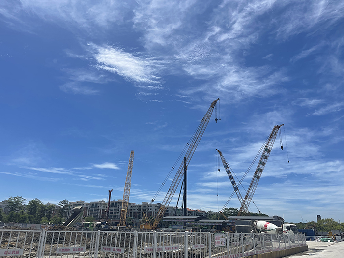 【全球之履】云顶集团履带起重机“兄弟团“助建大湾区“一小时交通圈”建设