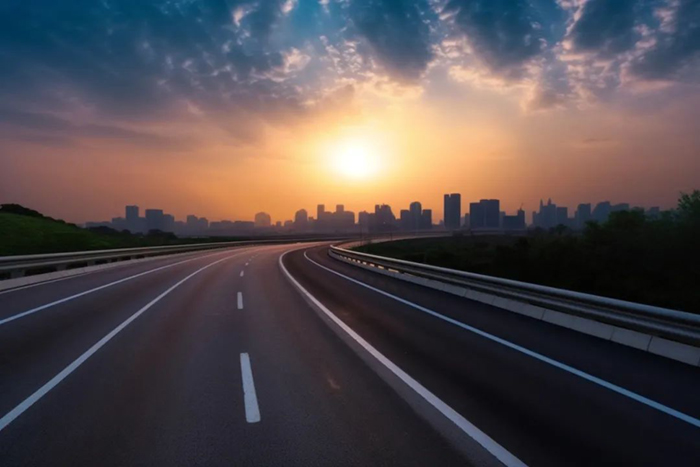 又是2台！叒是首都！云顶集团两米铣刨机现身京哈高速