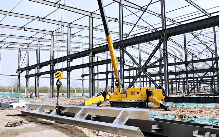 吊装界“蜘蛛侠”：小块头，，，鼎力大举士，，，高效能