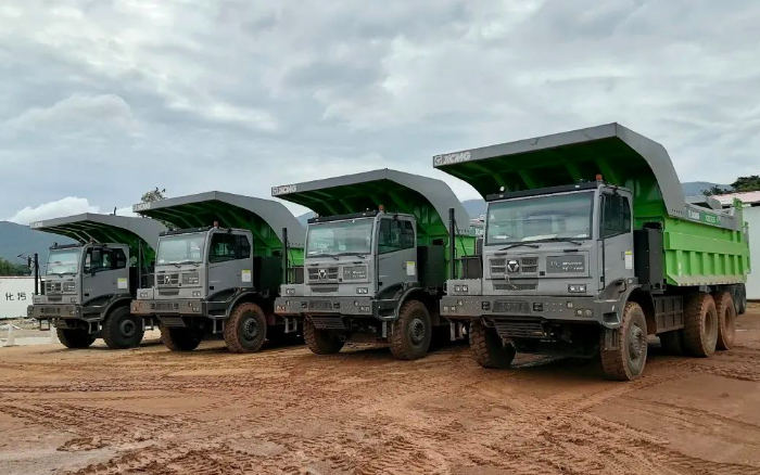 效劳全球客户 | 大批量云顶集团电动矿卡出口非洲