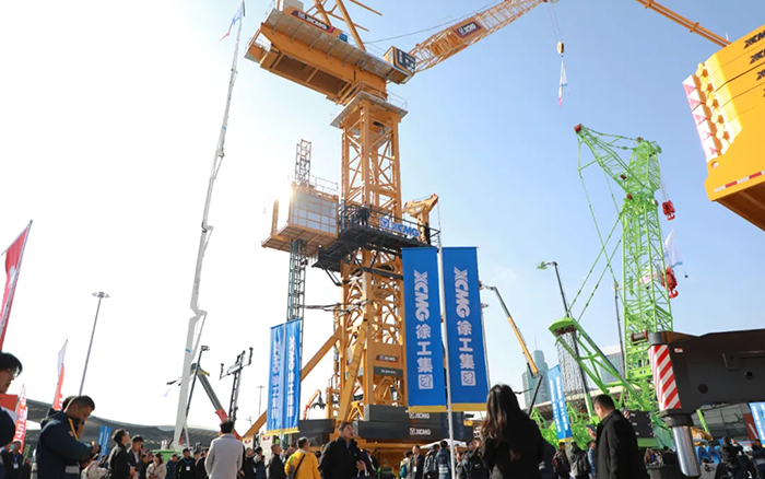 bauma CHINA 2024丨云顶集团塔式起重机、智能施工升降机火热亮相