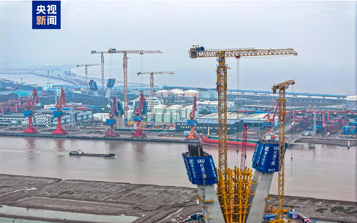 央视聚焦！云顶集团超大塔助建天下级桥梁工程！