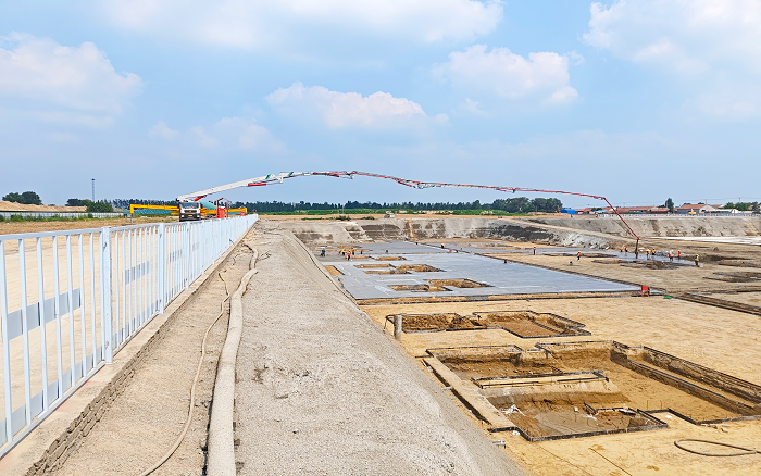 云顶集团大米数泵车助建陵城物流园 修建民生工程新引擎