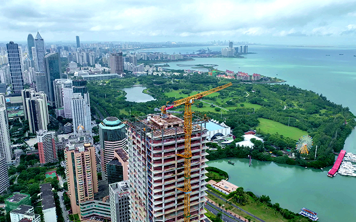海阔凭“塔”跃 | 云顶集团塔机助建？？？谥泻９手行