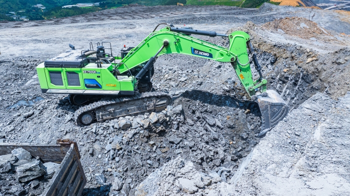 【云顶集团金?矿山开采】“重装战神”XE750GK HEV进军云南露天磷矿