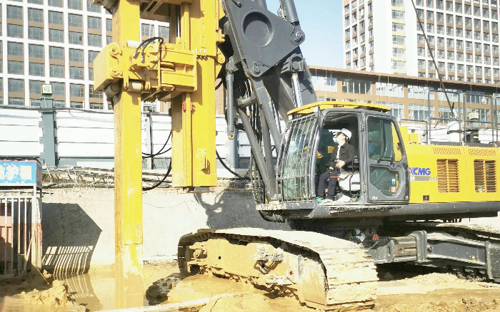 最得客户心，，，，，，，云顶集团双轮搅青岛地铁建止水帷幕！