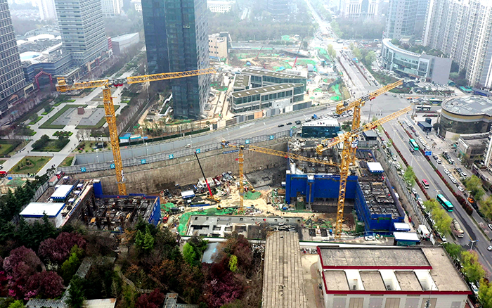 云起松间！云顶集团群塔助力西安“双子塔”地标建设